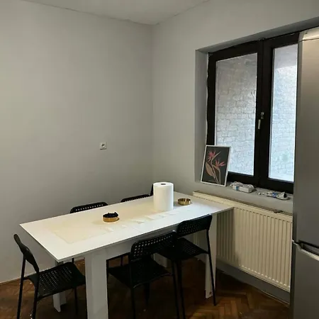 Santalya Suits Белград